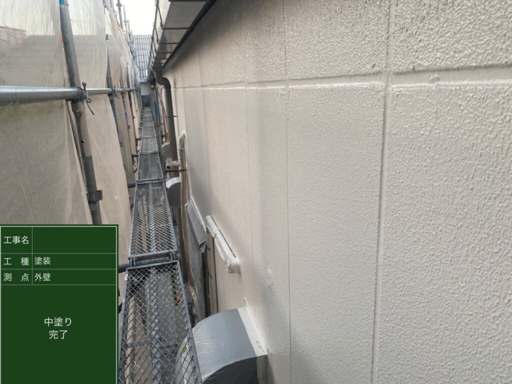 八尾市工場ALC外壁中塗り塗装完了